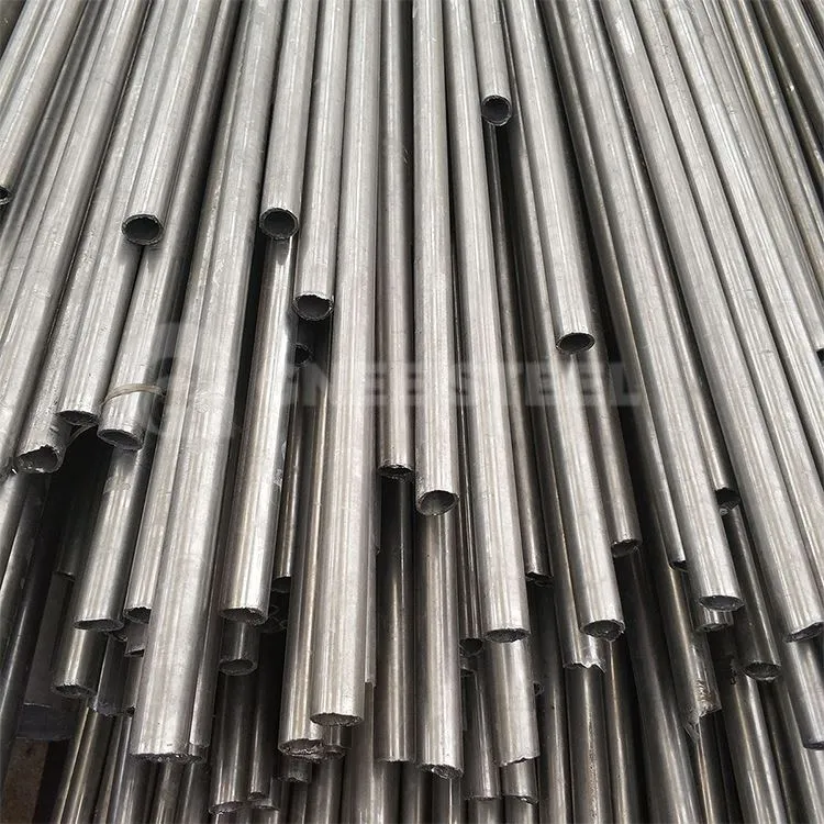 Presná bezšvíková oceľová rúrka ST45